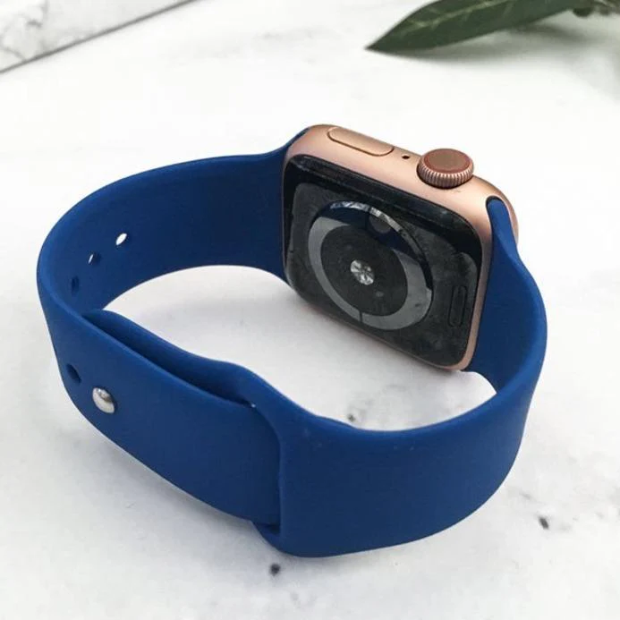 AppleWatchSiliconeStrap_1_1800x1800